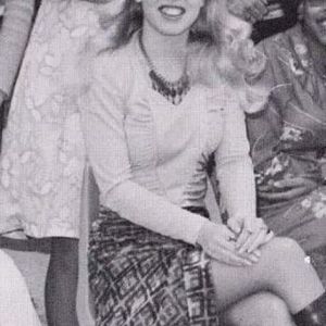 Meet your Posher, Debbie